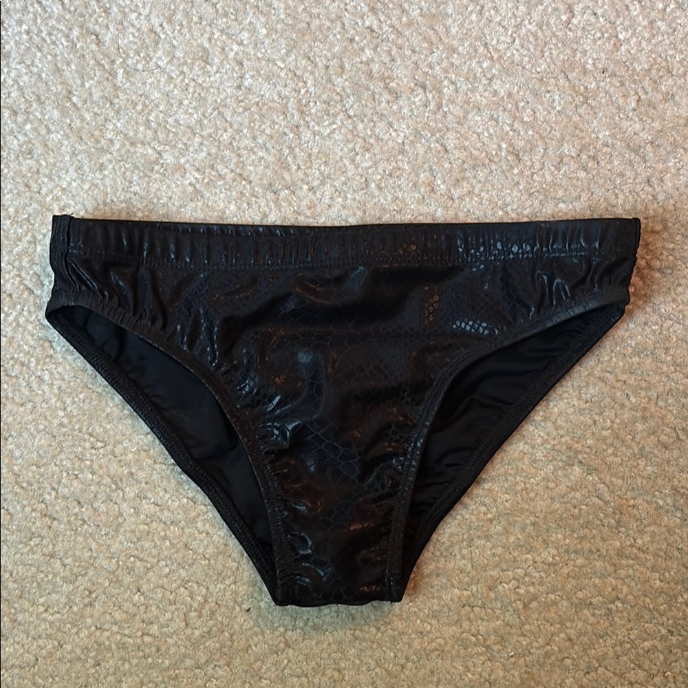CHULA Men’s Black Bodybuilding Trunks (Classic Physique)